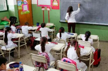 Nación no pagó el incentivo docente a las provincias y pondría en peligro el inicio de clases