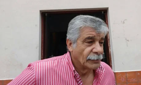 Mario Cuenca: no se presenta en Campo Santo, pero en Güemes no sabe