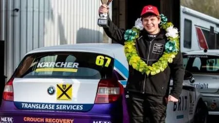 Bobby Trundley es el primer joven con autismo en ganar una carrera oficial