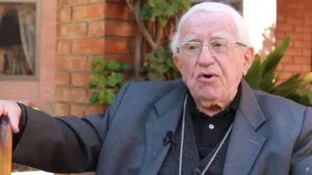 Investigan a un arzobispo chileno, tío del presidente, por un presunto abuso a jóvenes
