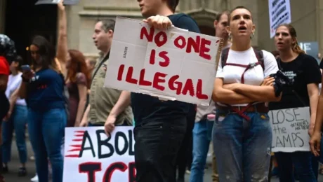 Multas de hasta 250 mil dólares a quien use la frase “inmigrante ilegal” en Nueva York