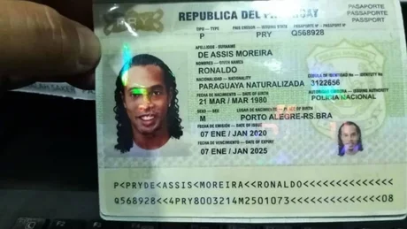 Demoraron a Ronaldinho en Paraguay con pasaporte falso
