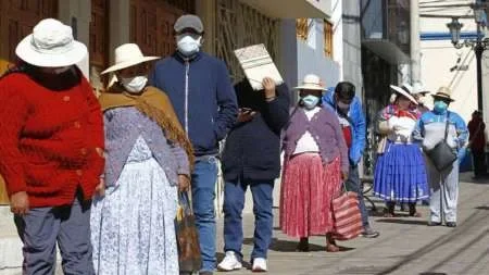 Tensión en Perú: denuncian que el sistema sanitario está al borde del colapso