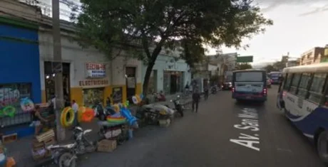 Investigan la muerte de un anciano que habría sido atacado en plena avenida San Martín