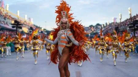 Suspenden los carnavales de Río de Janeiro