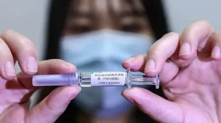 China bajó el precio de sus vacunas para la venta a la Argentina