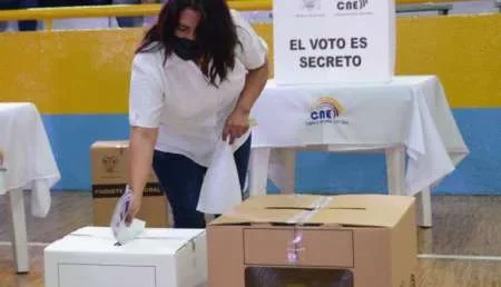 Elecciones en Ecuador: más de 13 millones de personas van a las urnas
