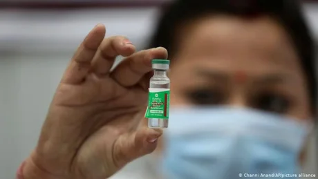 El Gobierno autorizó de emergencia el uso de la vacuna India contra el coronavirus
