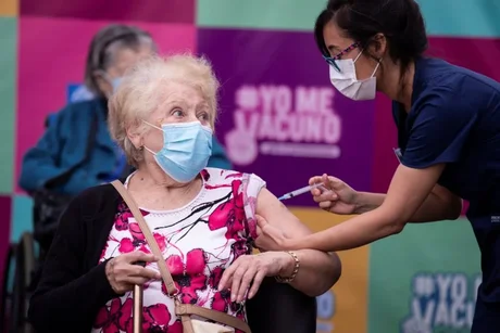 Chile: a 10 días de haber iniciado la campaña, 1.500.000 personas ya fueron vacunadas contra el coronavirus