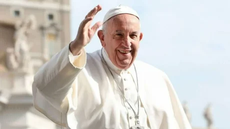 Francisco recortará el salario a trabajadores del Vaticano