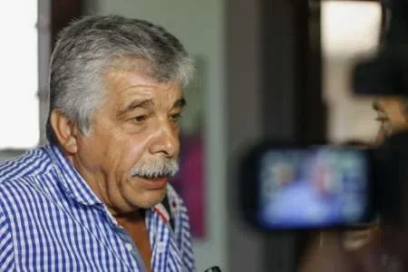 Mario Cuenca renunció para ser candidato a Senador
