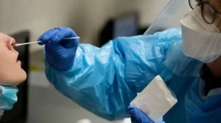 5 nuevos casos de las variantes de coronavirus en la provincia