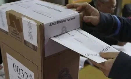 Más de 34 millones de argentinos van a las urnas