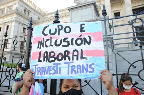 Ya rige en el país la ley "Diana Sacayán - Lohana Berkins" de cupo laboral trans