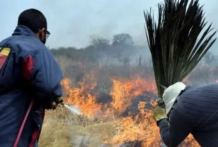 Tres muertos y más de 300 mil hectáreas quemadas en Córdoba por los incendios