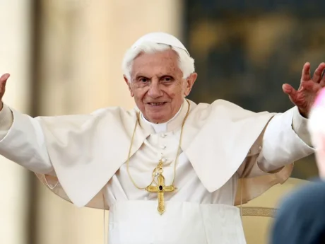 Un informe sobre abusos en la Iglesia involucra al Papa Emérito Benedicto XVI