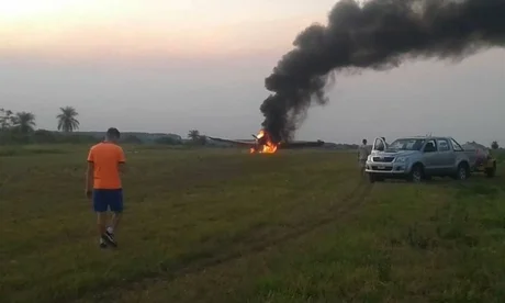 Se prendió fuego un avión que combatía los incendios en Corrientes