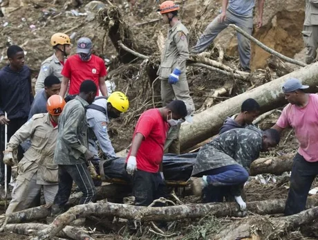 Ya son 130 los muertos en Brasil por las inundaciones y hay 218 desaparecidos