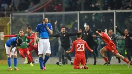 Siamo fuori della Copa: Italia, campeón de Europa, no estará en Qatar 2022