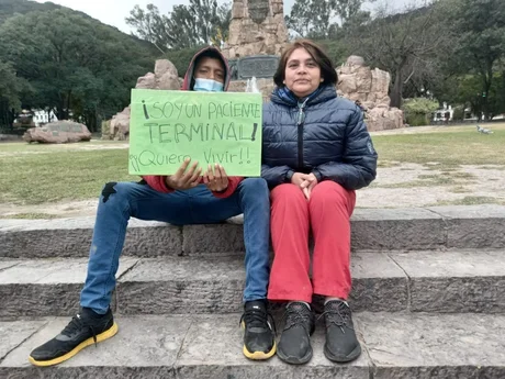 Pacientes que reciben diálisis en Salta con temor: "Podemos morir"