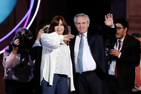 Alberto Fernández y Cristina Kirchner se mostrarán juntos en el acto por los 100 años de YPF