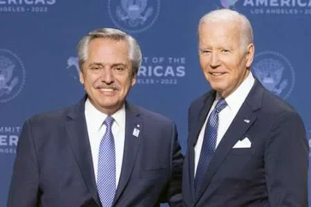 Biden se contagió de Covid y se postergó la reunión bilateral con Alberto Fernández