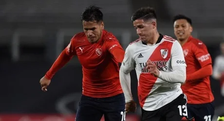 A qué hora juega River contra Independiente, por la Liga Profesional