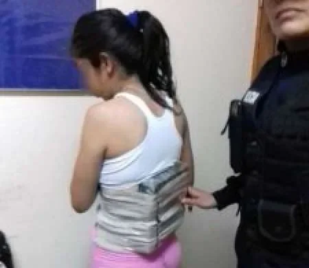 En un control policial detuvieron a una mujer con más de 2 kilos de cocaína adosada a su cuerpo