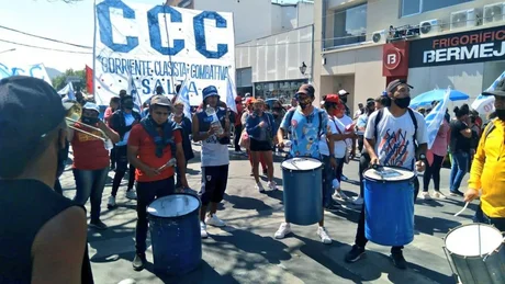 Nuevamente organizaciones sociales se movilizan por las calles de Salta