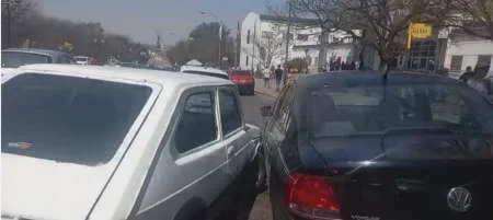 Accidente en avenida Sarmiento: Manejaba borracho y chocó a 5 vehículos