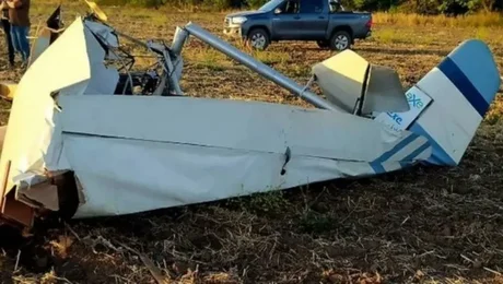 Un hombre perdió la vida tras estrellarse en una avioneta que él mismo construyó