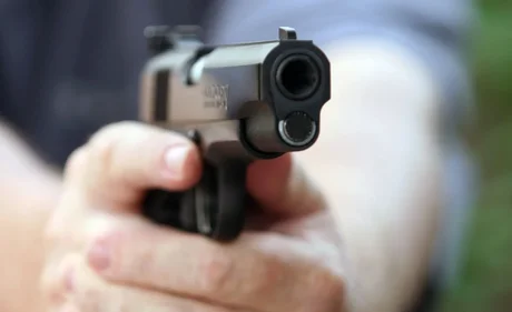 Un sexagenario fue detenido por disparar y provocarle la muerte a un hombre de 28 años
