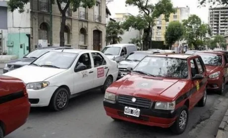 Taxis y remises aumentarán su tarifa un 33% desde la próxima semana