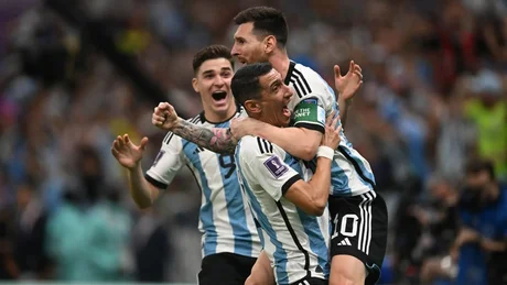 Argentina derrotó a México y sueña con octavos