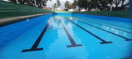 Por falta de agua se demoraría la apertura del natatorio Juan Domingo Perón de plaza Alvarado