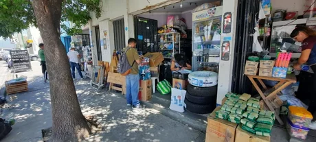 Detectan varios negocios irregulares en cercanías al Mercado Cofruthos