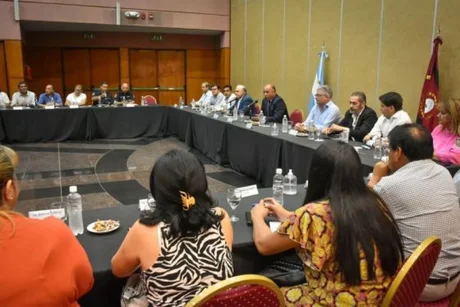 Se abrieron las paritarias 2023 en Salta: este jueves fue la primera reunión