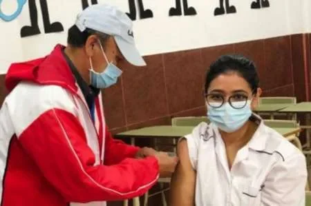 Ya se aplican en Salta las vacunas bivalentes contra el coronavirus