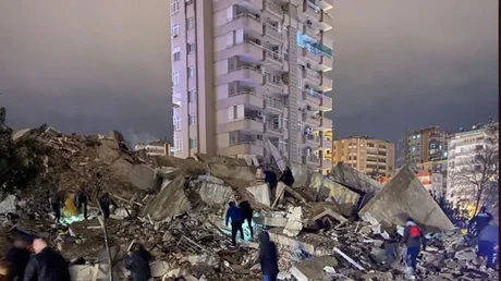 Más de 1000 personas murieron en Turquía y Siria por un terremoto de 7,8 de magnitud