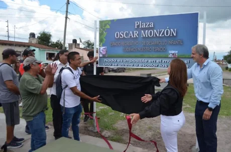Inauguraron una plazoleta en Finca Valdivia