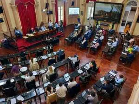 Registro de Obstructores de Lazos Familiares en Salta: la Cámara de Diputados aprobaron su creación