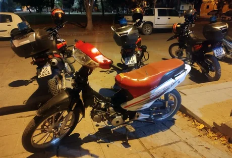 Demoraron a una persona que intentó robar una motocicleta en el estadio Martearena
