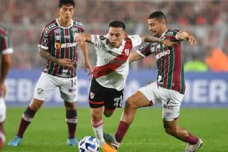 River derrotó a Fluminense y depende de sí mismo para clasificar a octavos