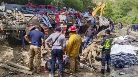 Mediante un video muestran el motivo de un terrible accidente en México donde murieron 27 personas