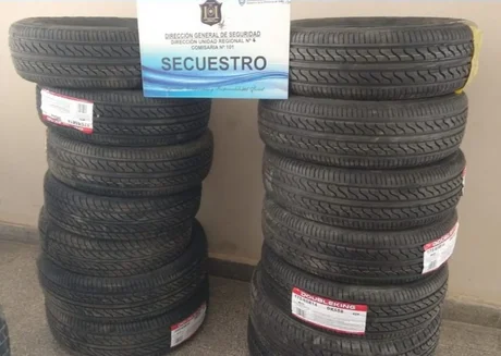 Otra vez secuestran un cargamento ilegal de neumáticos en Salta