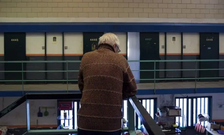 Actualmente hay casi 450 adultos mayores detenidos en cárceles federales