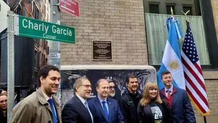 Homenajearon a Charly García en Nueva York y ya tiene “su esquina”