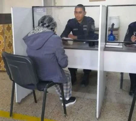 La Policía de Salta realiza la emisión de las constancias de no voto