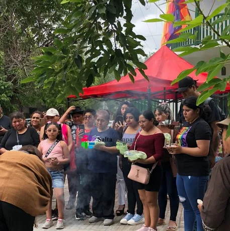 La comunidad boliviana en Salta celebró el Día de la Alasita