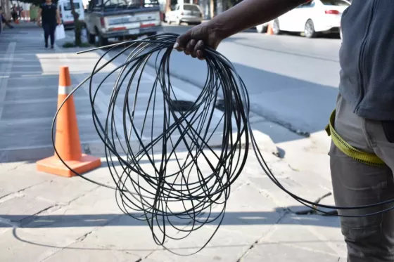 Hasta la fecha se llevan retirados más de 15 mil metros de cables en desuso en la ciudad